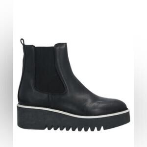 UNLACE Italian Chunky Leather Platform Chelsea Boots in Black - Size 38